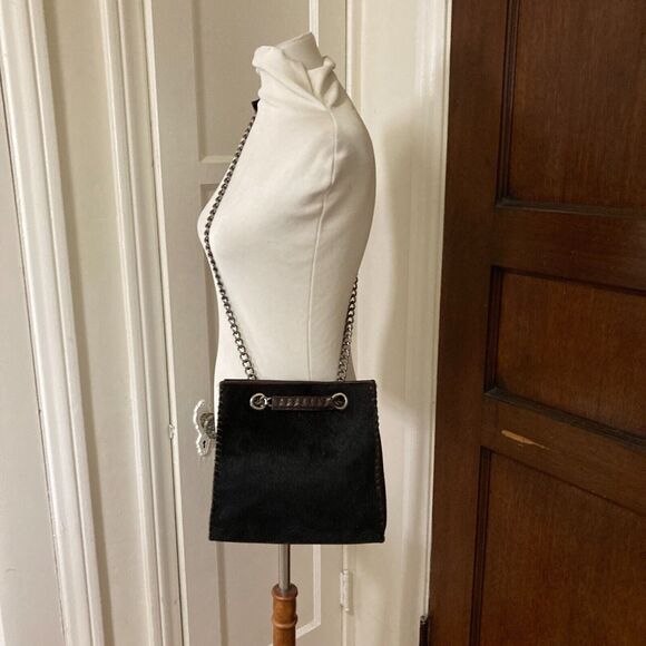 Brown Pony Hair, Chain Bag Designer Principessa, Adriana wore in Sopranos S5Ep12 - Picture 14 of 16